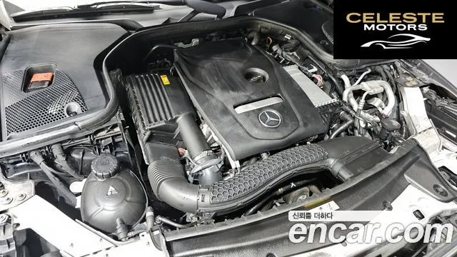MERCEDES BENZ E-Classe W213 E300 Avantgarde 2019 — photo 5 sur 20