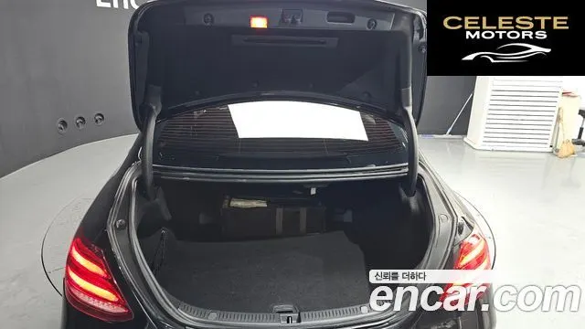 MERCEDES BENZ E-Classe W213 E300 Avantgarde 2019 — photo 19 sur 20