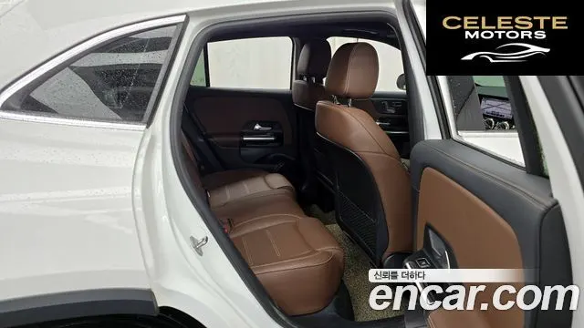 MERCEDES BENZ GLA-Classe H247 GLA250 4MATIC 2021 — photo 12 sur 20