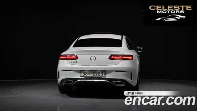 MERCEDES BENZ E-Classe W213 E220d Coupé 2017 — photo 4 sur 20