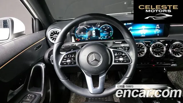 MERCEDES BENZ A-Classe W177 A220 Berline 2022 — photo 13 sur 20