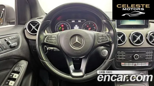 MERCEDES BENZ B-Classe W246 B200 CDI 2015 — photo 13 sur 20