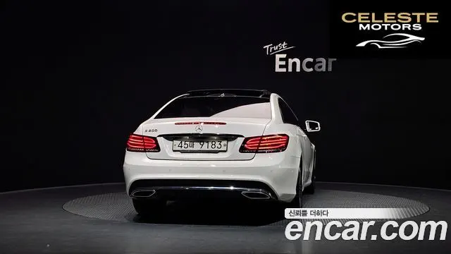 MERCEDES BENZ E-Classe W212 E200 Coupé 2017 — photo 4 sur 20