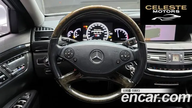 MERCEDES BENZ S-Classe W221 S350 2012 — photo 13 sur 20