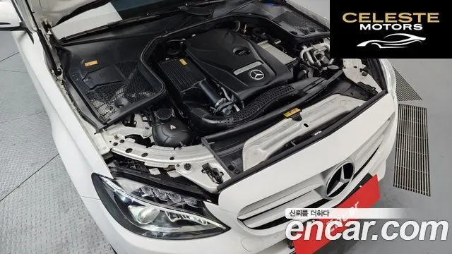 MERCEDES BENZ C-Classe W205 C200 Avantgarde 2016 — photo 6 sur 26