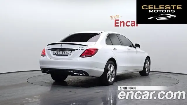 MERCEDES BENZ C-Classe W205 C220 d 4MATIC 2018 — photo 2 sur 20