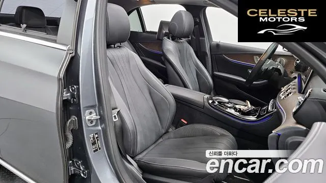 MERCEDES BENZ E-Classe W213 E300 4MATIC Exclusive 2019 — photo 10 sur 26