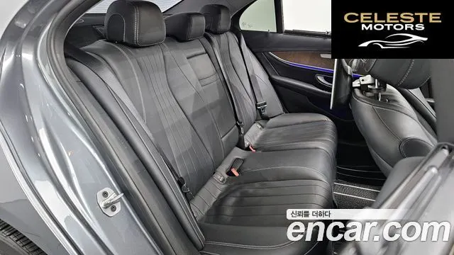 MERCEDES BENZ E-Classe W213 E300 4MATIC Exclusive 2019 — photo 12 sur 26