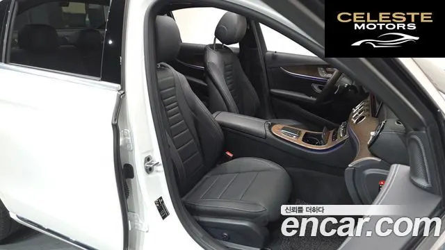 MERCEDES BENZ E-Classe W213 E220d 4MATIC Exclusive 2022 — photo 10 sur 20