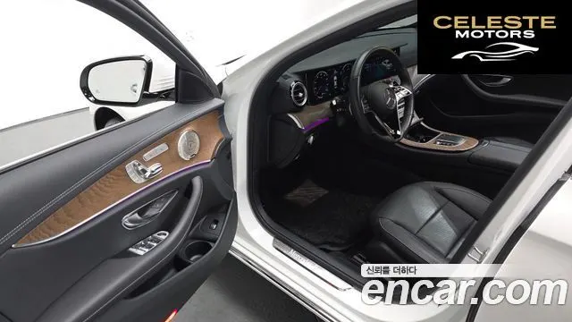 MERCEDES BENZ E-Classe W213 E220d 4MATIC Exclusive 2022 — photo 12 sur 20