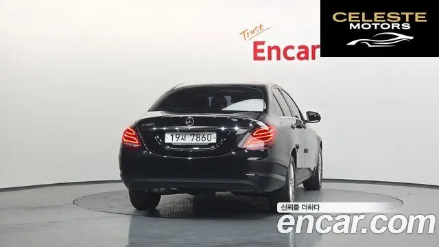 MERCEDES BENZ C-Classe W205 C200 2015 — photo 4 sur 20