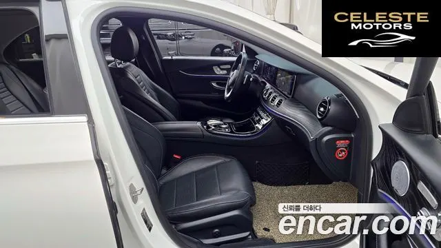 MERCEDES BENZ E-Classe W213 E300 4MATIC Avantgarde 2018 — photo 11 sur 20