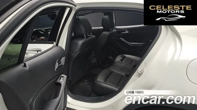 MERCEDES BENZ GLA-Classe X156 GLA200 d 2017 — photo 12 sur 26