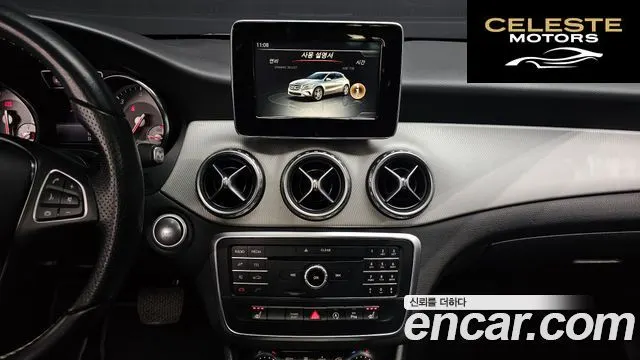 MERCEDES BENZ GLA-Classe X156 GLA200 d 2017 — photo 14 sur 26