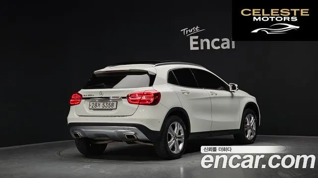 MERCEDES BENZ GLA-Classe X156 GLA200 d 2017 — photo 2 sur 26