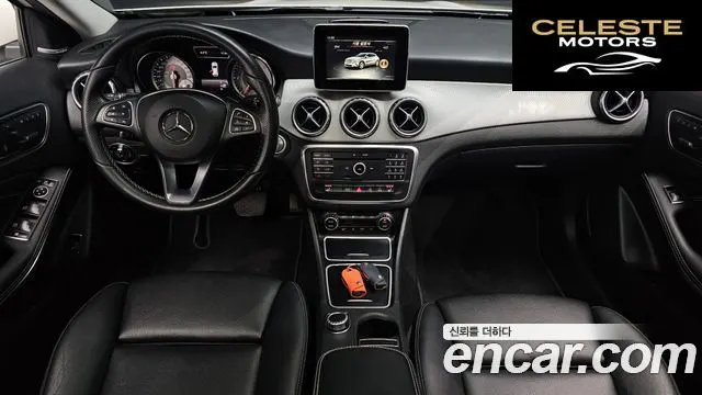 MERCEDES BENZ GLA-Classe X156 GLA200 d 2017 — photo 24 sur 26