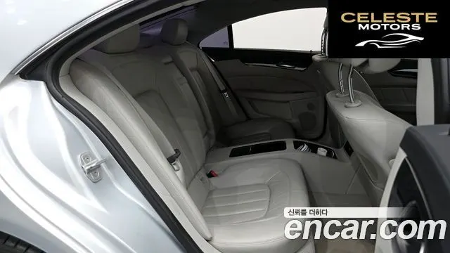 MERCEDES BENZ CLS-Classe W218 CLS350 2012 — photo 12 sur 20