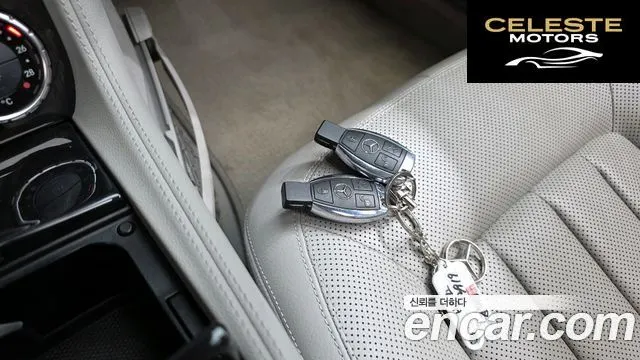 MERCEDES BENZ CLS-Classe W218 CLS350 2012 — photo 16 sur 20