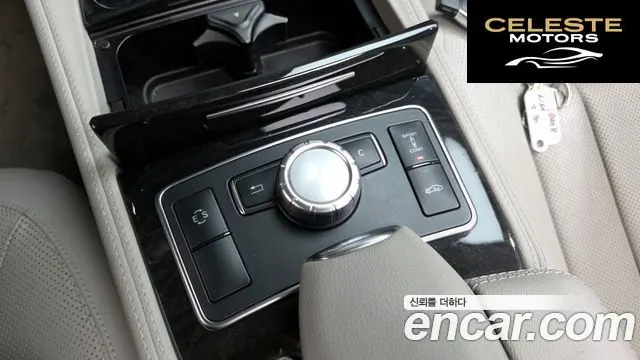 MERCEDES BENZ CLS-Classe W218 CLS350 2012 — photo 17 sur 20