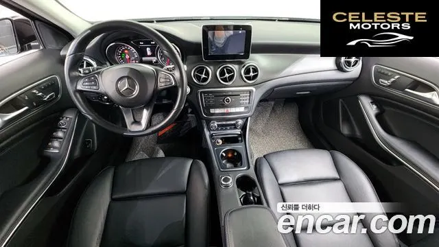 MERCEDES BENZ GLA-Classe X156 GLA220 2018 — photo 7 sur 20
