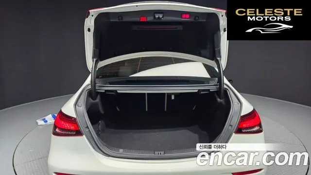 MERCEDES BENZ E-Classe W213 E350 4MATIC Avantgarde 2022 — photo 20 sur 26