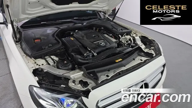 MERCEDES BENZ E-Classe W213 E300 Avantgarde 2018 — photo 6 sur 20