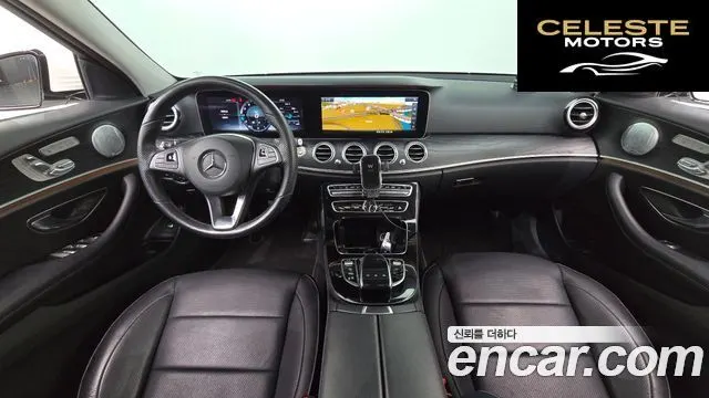 MERCEDES BENZ E-Classe W213 E300 Avantgarde 2018 — photo 7 sur 20