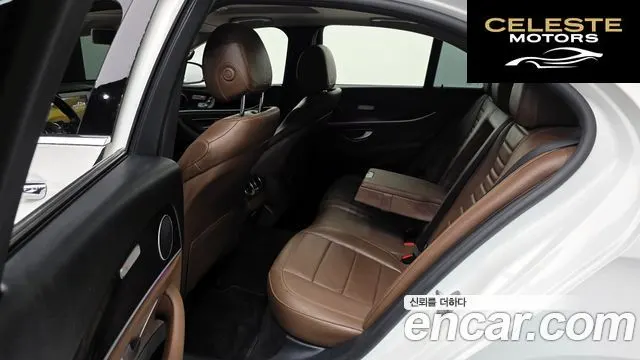 MERCEDES BENZ E-Classe W213 E220d Avantgarde 2017 — photo 20 sur 20