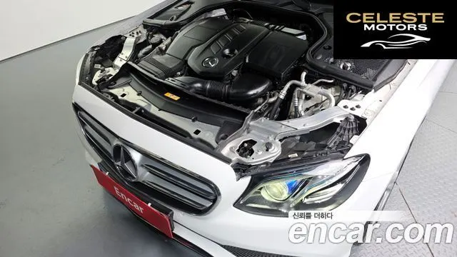 MERCEDES BENZ E-Classe W213 E220d Avantgarde 2017 — photo 6 sur 20