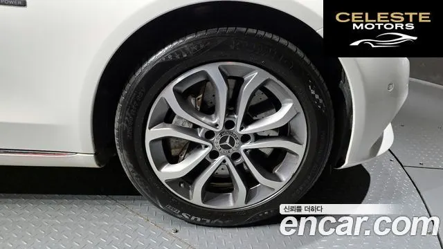 MERCEDES BENZ C-Classe W205 C350e 2018 — photo 5 sur 20