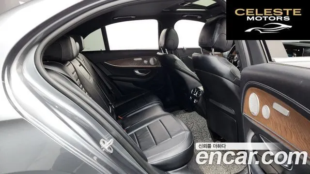 MERCEDES BENZ E-Classe W213 E300e 4MATIC Exclusive 2021 — photo 12 sur 20