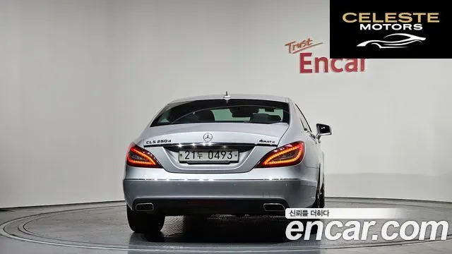 MERCEDES BENZ CLS-Classe W218 CLS250 d 4MATIC 2017 — photo 4 sur 20