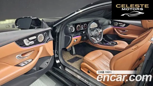 MERCEDES BENZ E-Classe W213 E220d Coupé 2017 — photo 11 sur 20