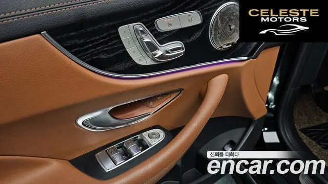 MERCEDES BENZ E-Classe W213 E220d Coupé 2017 — photo 18 sur 20