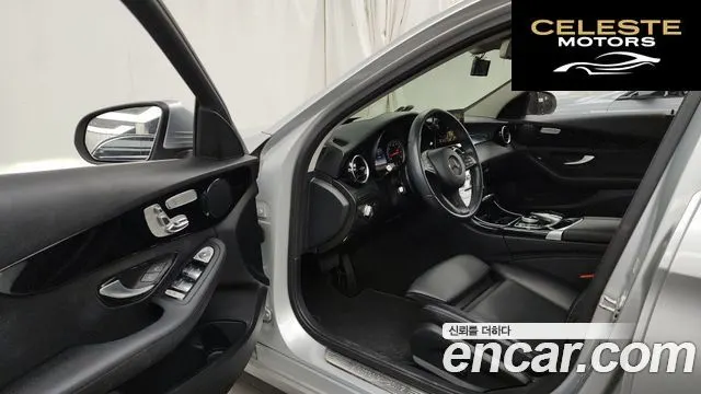 MERCEDES BENZ C-Classe W205 C200 2016 — photo 10 sur 20