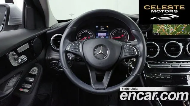 MERCEDES BENZ C-Classe W205 C200 2016 — photo 13 sur 20