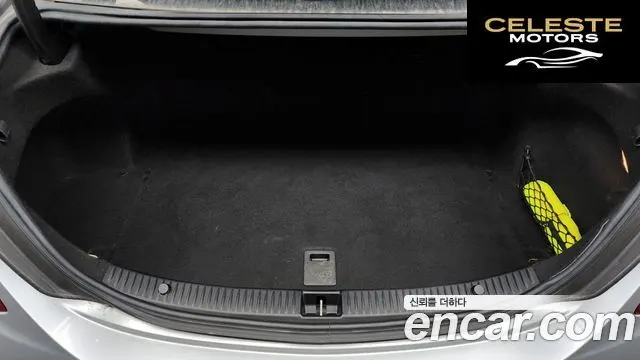 MERCEDES BENZ C-Classe W205 C200 2016 — photo 20 sur 20