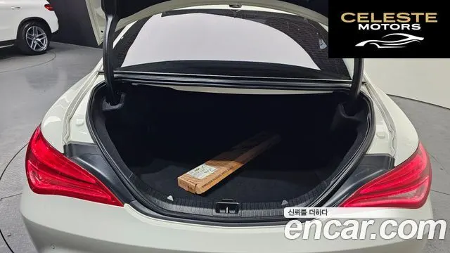 MERCEDES BENZ CLA-Classe C117 CLA200 CDI 2014 — photo 20 sur 26