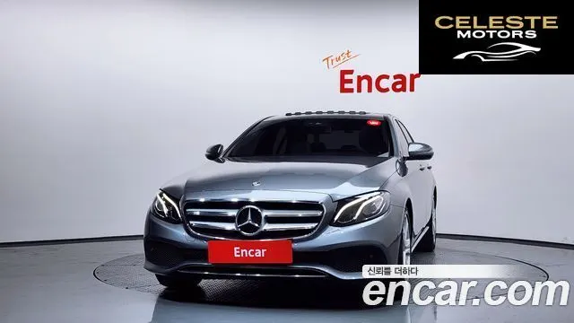 MERCEDES BENZ E-Classe W213 E200 Avantgarde 2018 — photo 3 sur 26