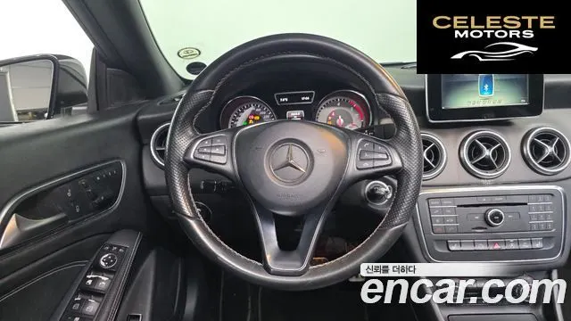 MERCEDES BENZ CLA-Classe C117 CLA200 CDI 2015 — photo 13 sur 20