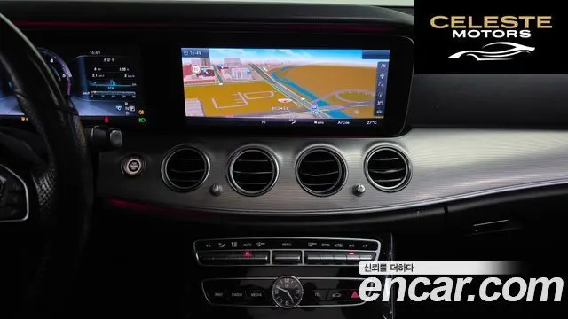 MERCEDES BENZ E-Classe W213 E350d 2017 — photo 14 sur 20