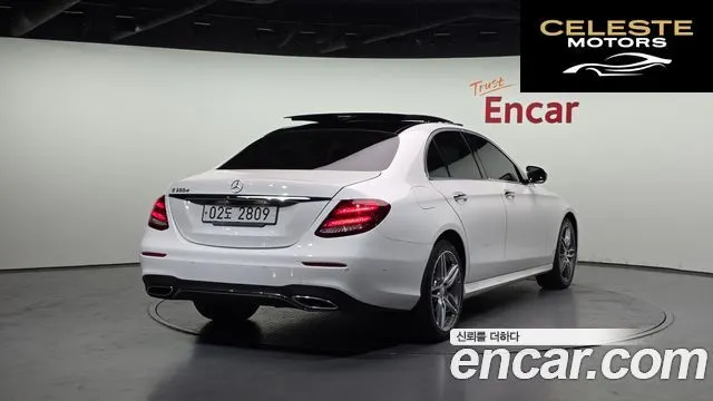 MERCEDES BENZ E-Classe W213 E350d 2017 — photo 2 sur 20