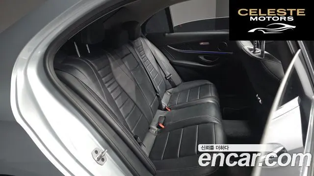 MERCEDES BENZ E-Classe W213 E220d Avantgarde 2020 — photo 12 sur 20