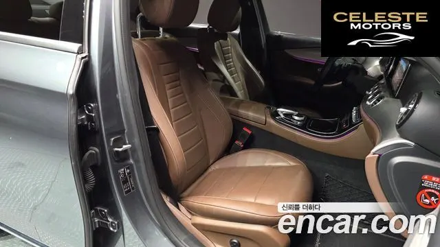 MERCEDES BENZ E-Classe W213 E300 Avantgarde 2019 — photo 10 sur 20