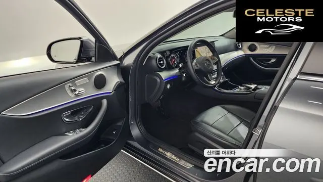 MERCEDES BENZ E-Classe W213 E200 Avantgarde 2018 — photo 10 sur 26