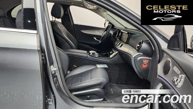 MERCEDES BENZ E-Classe W213 E200 Avantgarde 2018 — photo 11 sur 26