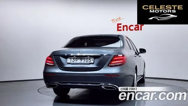 MERCEDES BENZ E-Classe W213 E200 Avantgarde 2018 — photo 4 sur 26