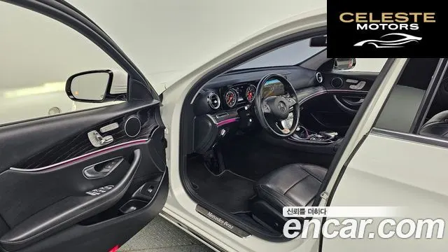 MERCEDES BENZ E-Classe W213 E220d 4MATIC Avantgarde 2018 — photo 11 sur 20