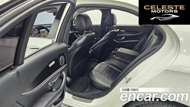 MERCEDES BENZ E-Classe W213 E220d 4MATIC Avantgarde 2018 — photo 12 sur 20