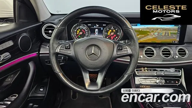 MERCEDES BENZ E-Classe W213 E220d 4MATIC Avantgarde 2018 — photo 13 sur 20